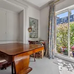 Massenet - Ci - Premium Elegant Family Nest